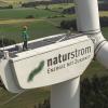 Windrad mit Naturstrom-Logo Windrad mit Naturstrom-Logo